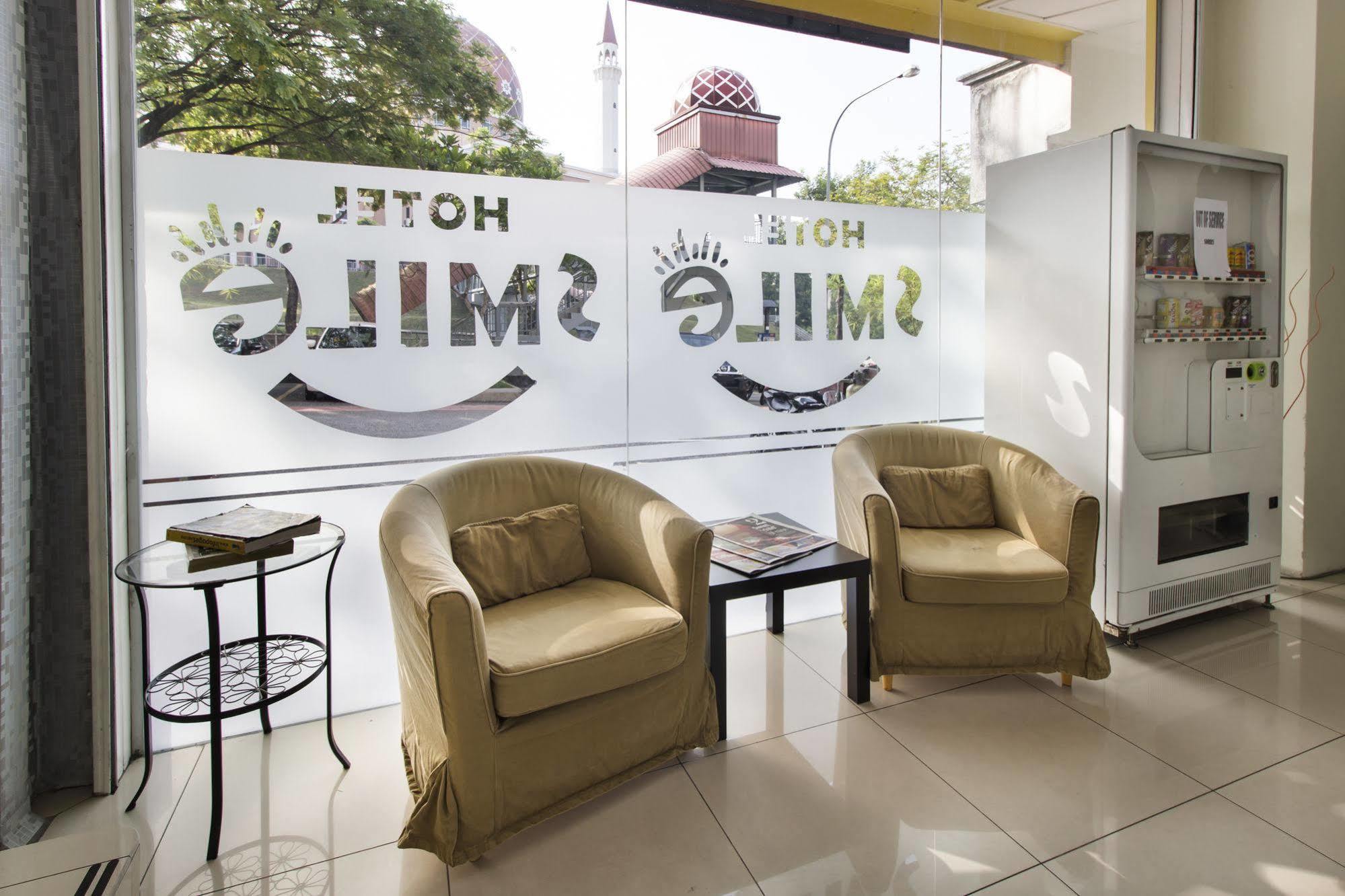 Smile Hotel Wangsa Maju Kuala Lumpur Exterior foto